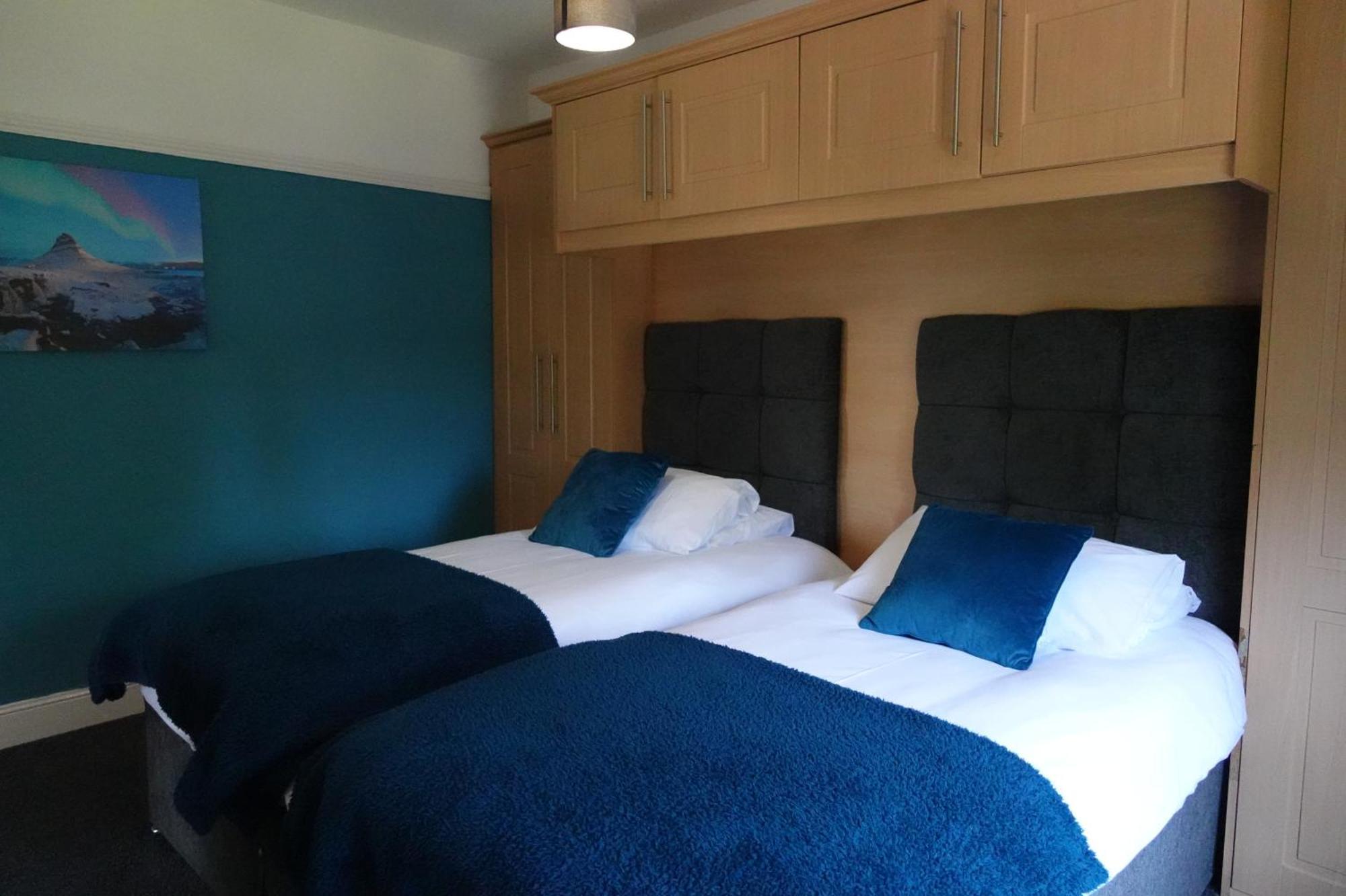 Huge 9 Bed Property Sleeps 17, Near Nec, City Centre, Hs2 Birmingham Exterior foto