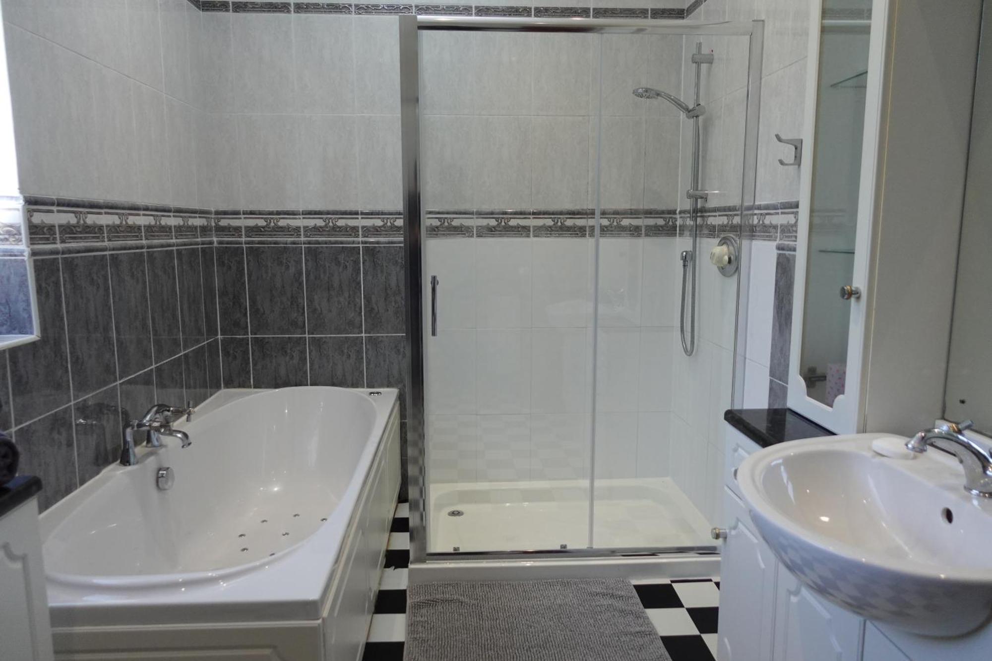 Huge 9 Bed Property Sleeps 17, Near Nec, City Centre, Hs2 Birmingham Exterior foto