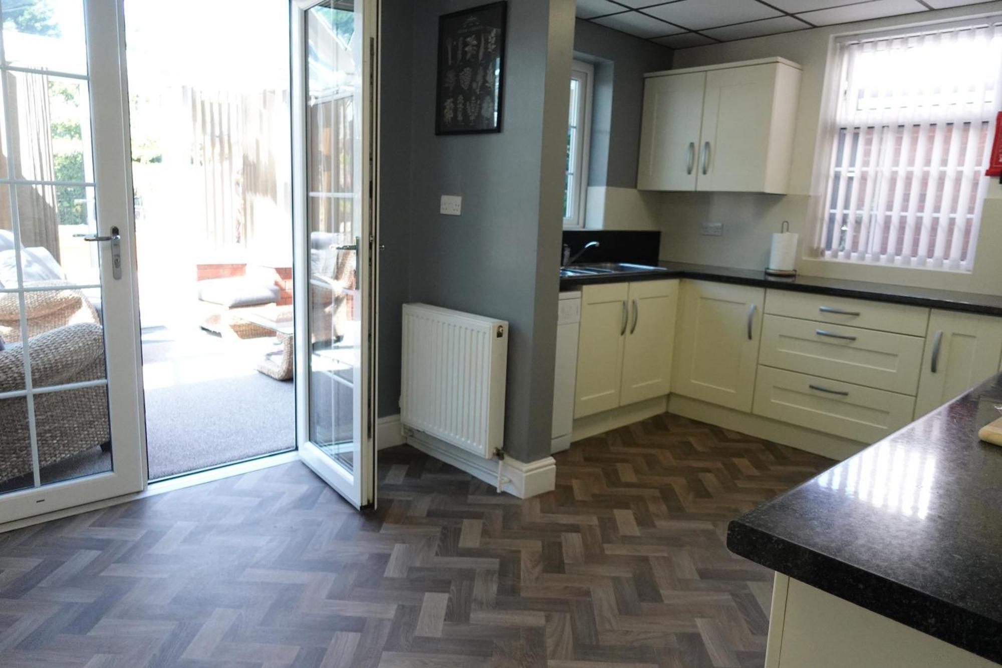 Huge 9 Bed Property Sleeps 17, Near Nec, City Centre, Hs2 Birmingham Exterior foto