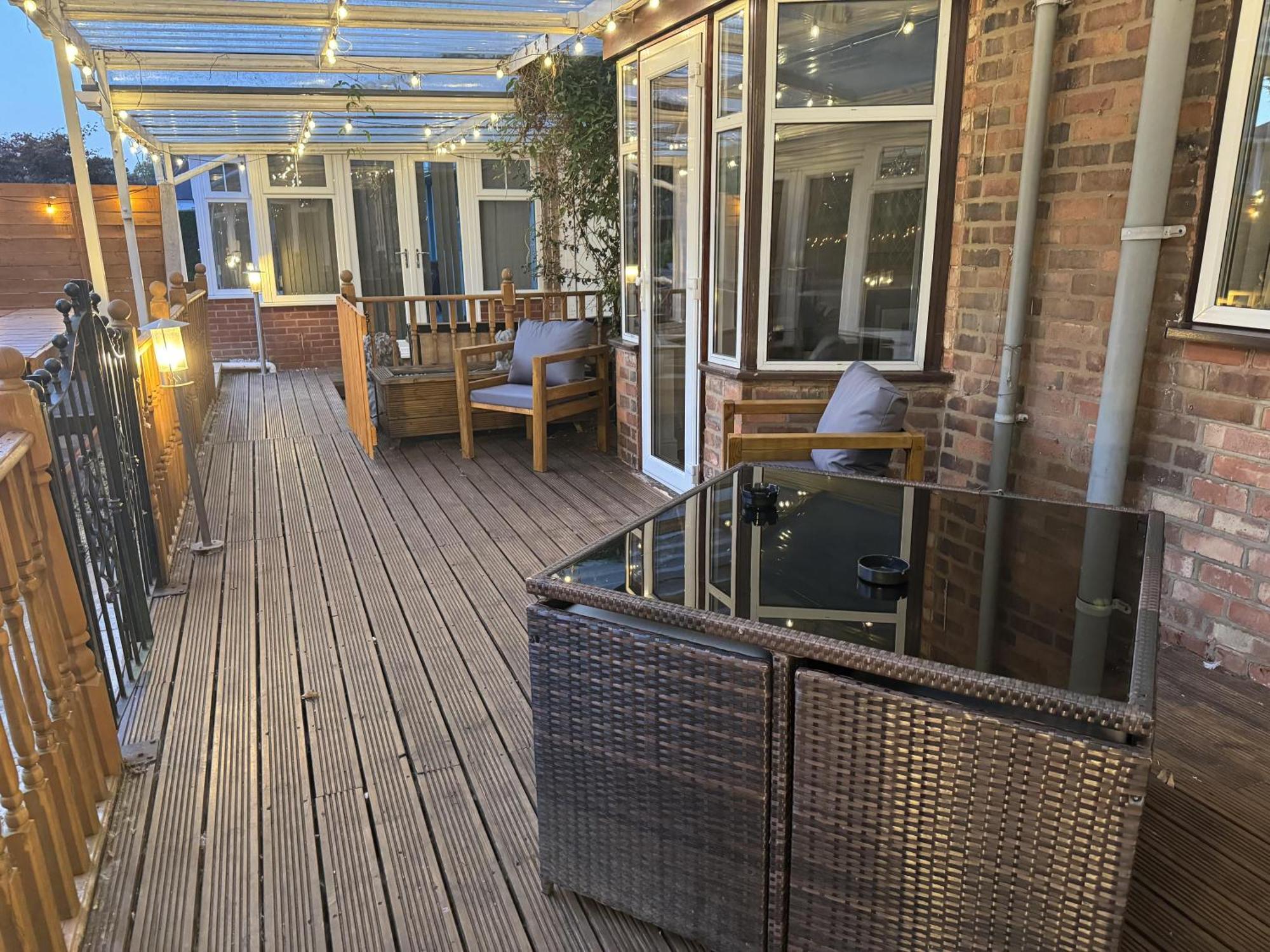 Huge 9 Bed Property Sleeps 17, Near Nec, City Centre, Hs2 Birmingham Exterior foto